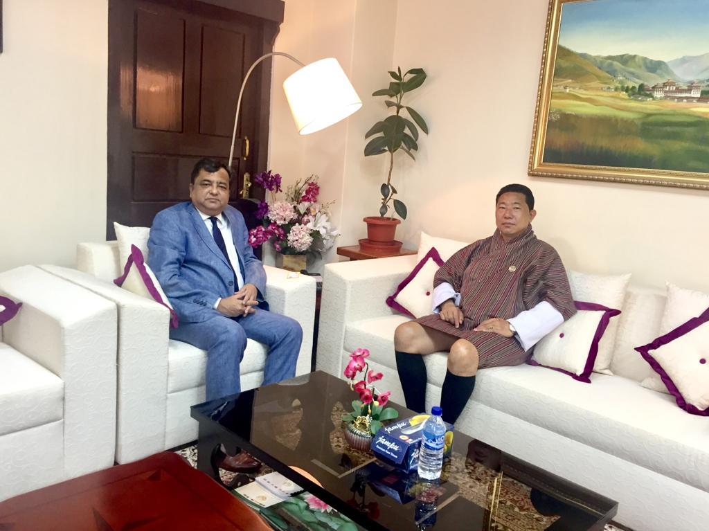 A very fruitful meeting with Mr Lhab Tshering, President of Jigme Dorji Wangchuck National Referral Hospital in Thimphu today. @SDF_SAARC looks forward to collaborating with partners on, among others, the health sector for people of South Asia.